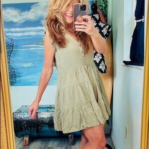 ⭐️Sweet Wanderer, Sweet Pea Dress, So Versatile..Go from Beach to Brunch, size L